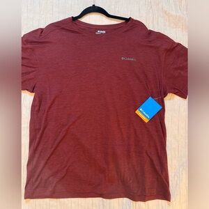 NWT Columbia Red Short Sleeve Tee